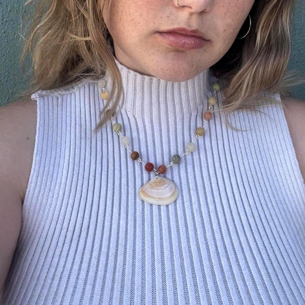 Multicolor handmade Beaded Shell Pendant Necklace